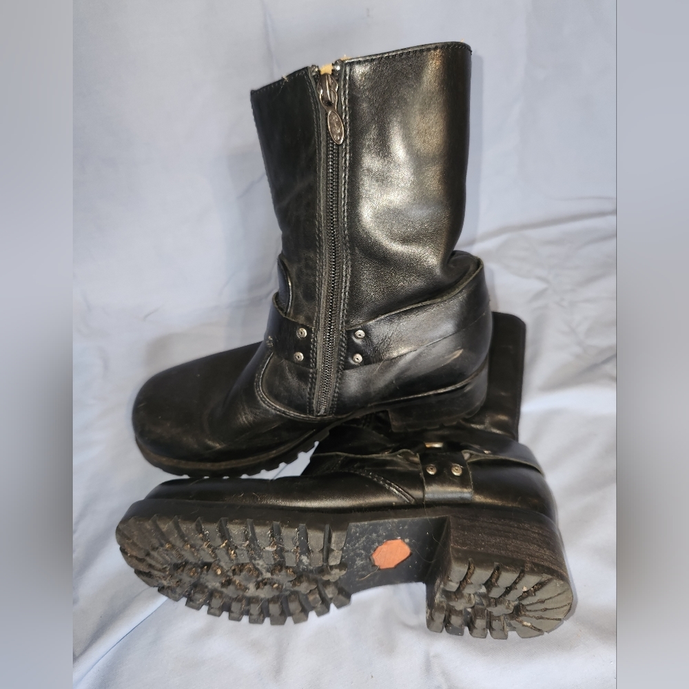 Harley Davidson women's zippered black boots